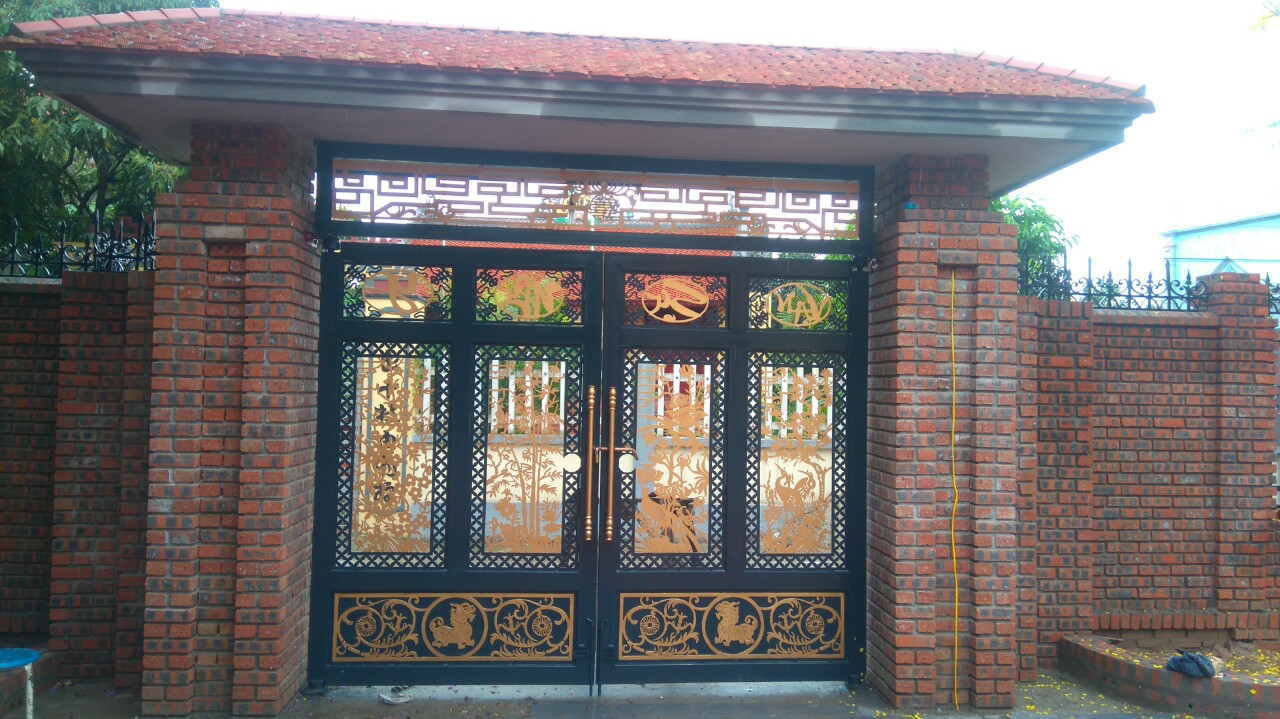 Mẫu cửa cổng đẹp cnc 001